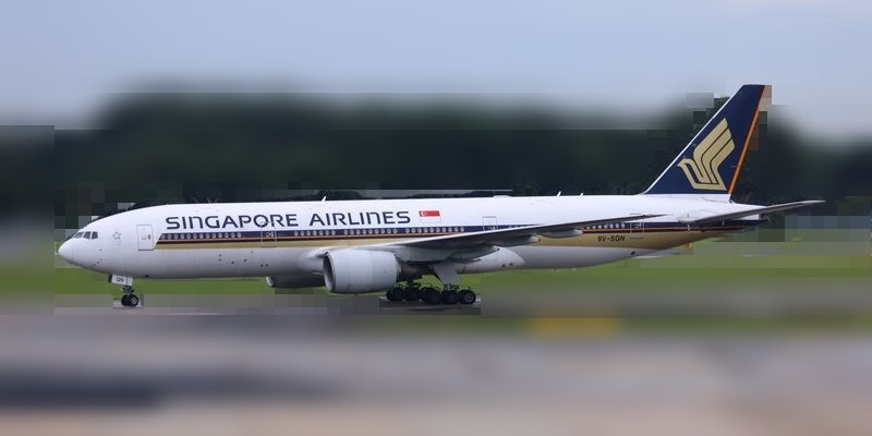 04417 Phoenix Singapore / シンガポール航空 B777-200EW 9V-SQN 1:400