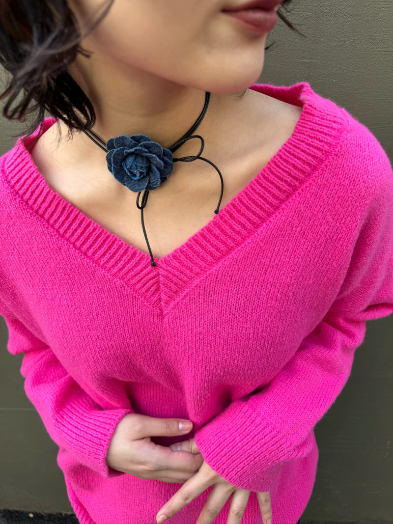 ビビットピンクVネックニット DPA20440 – CRAMMY