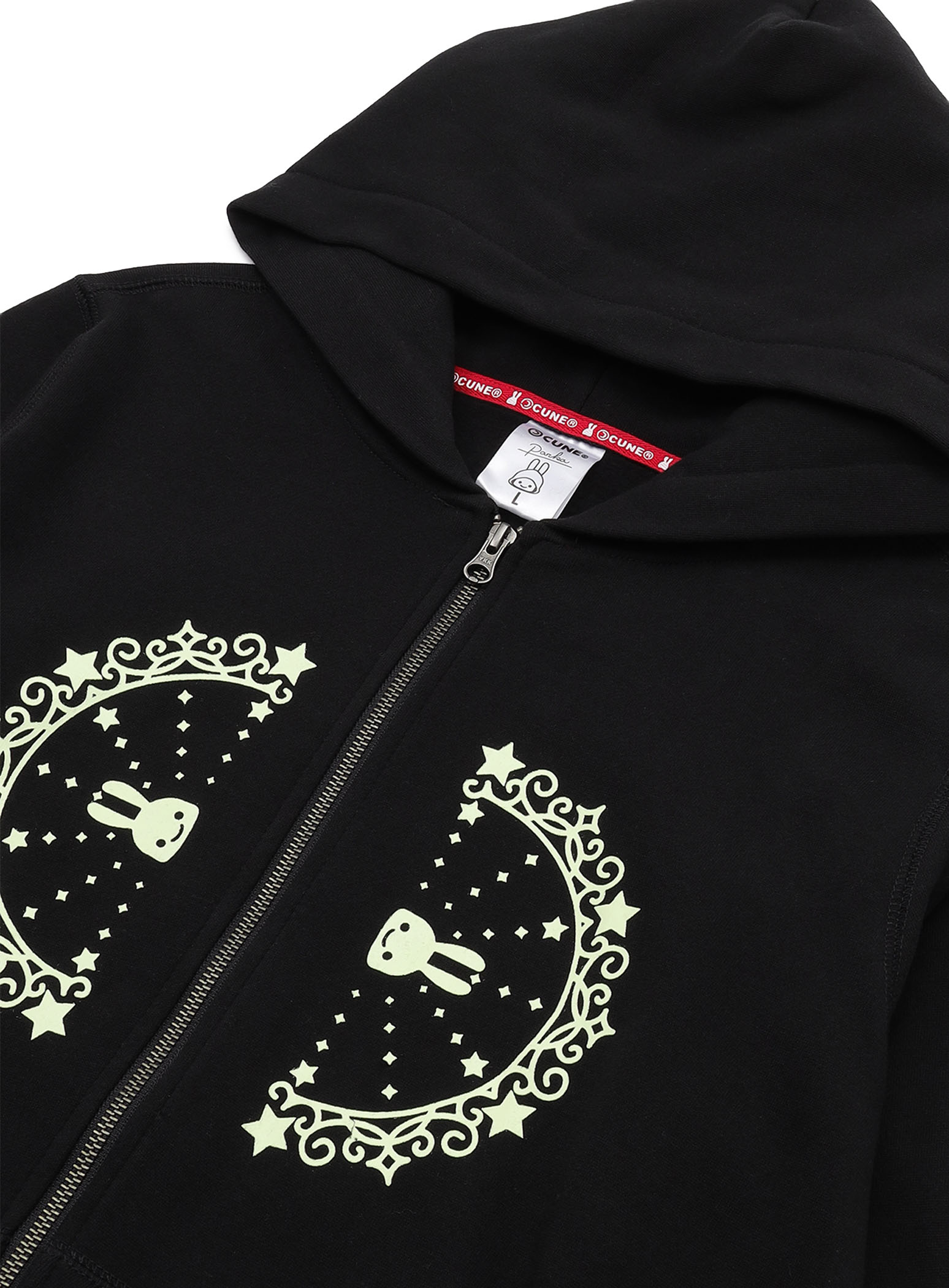 CUNE Horoscope ZIP PARKA 2025 やぎ座｜ウサギがいる｜CUNE ONLINE STORE