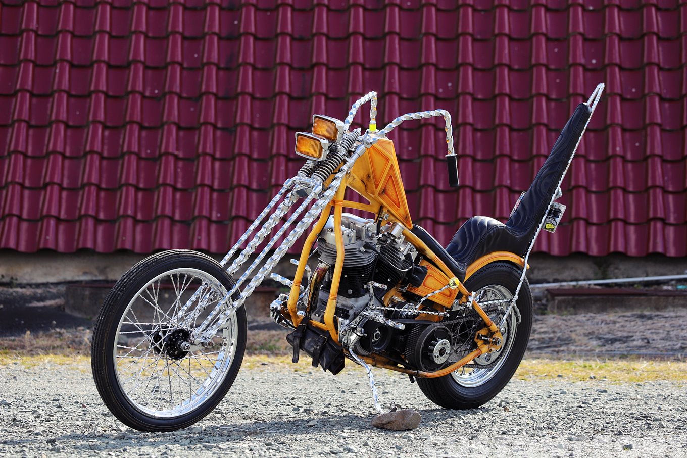 ツイストロングフォークチョッパーのショベルヘッドFXE1974年・フリー