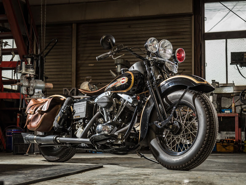 ハーレー 48(ヨンパチ)パンヘッドスタイルのショベルヘッド FLH 1982年