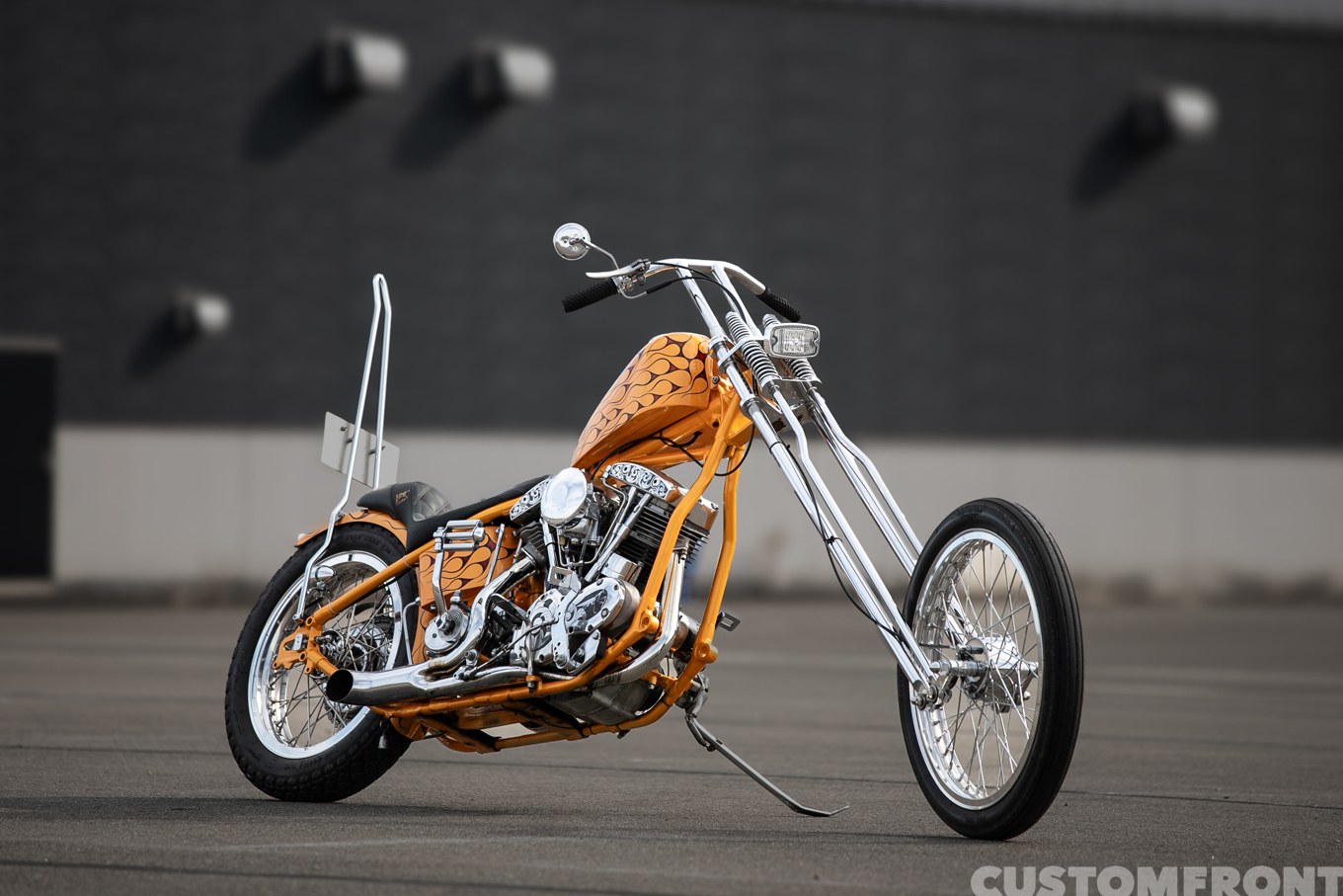 ROGUERIES METAL WORKのハーレー デンバーズ製ロングフォーク