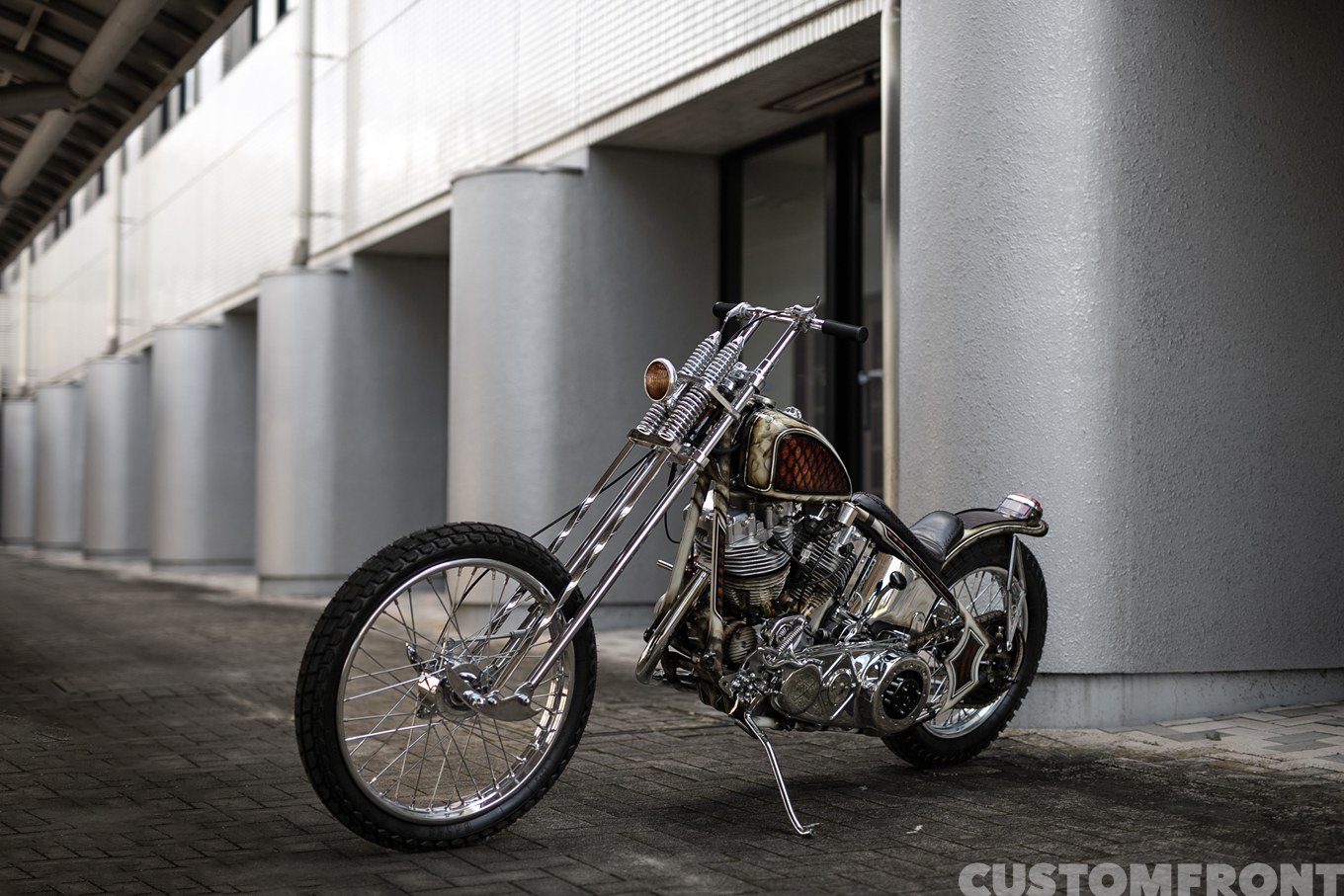 FRANKEN CUSTOM WORKSのハーレーのオールドスクールのFLHショベル