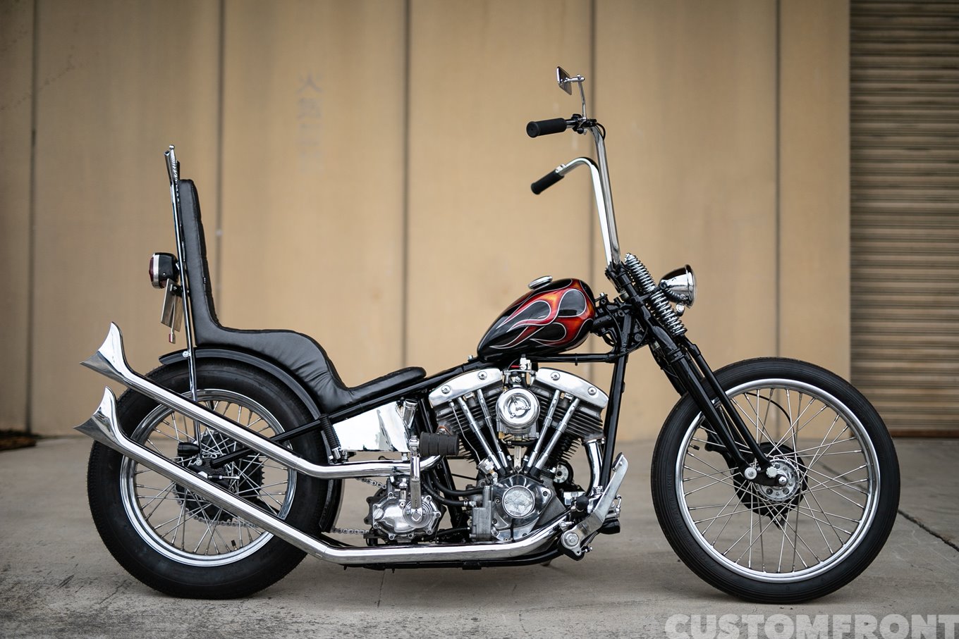 ショベル FLH 純正 ナセル ガレージ保管 売り切り 2026年最新ハーレー