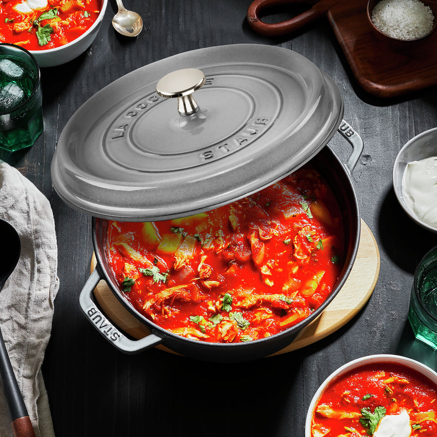 Staub Dutch Oven - 13.25-qt Round Cast Iron Cocotte - Graphite