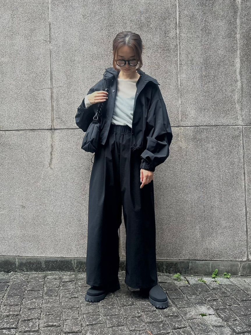 emmi×KEEN】GATHER TUCK PANTS(パンツ)｜emmi（エミ）の通販サイト