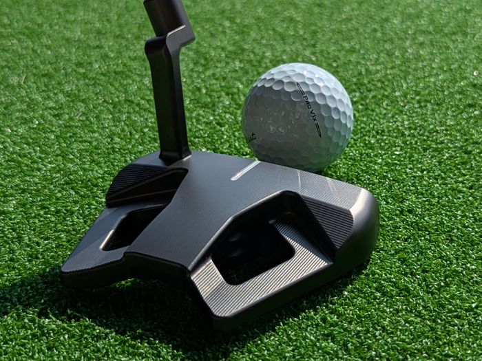 スコッティ・キャメロン『PHANTOM BLACK 5.5/7/9.2R/11』、7月25日限定