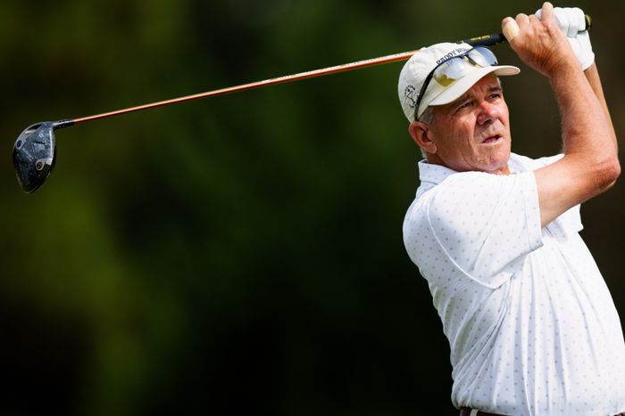 米国シニアツアーで人気！Newton Golfの軽量作『Fast Motion』が日本