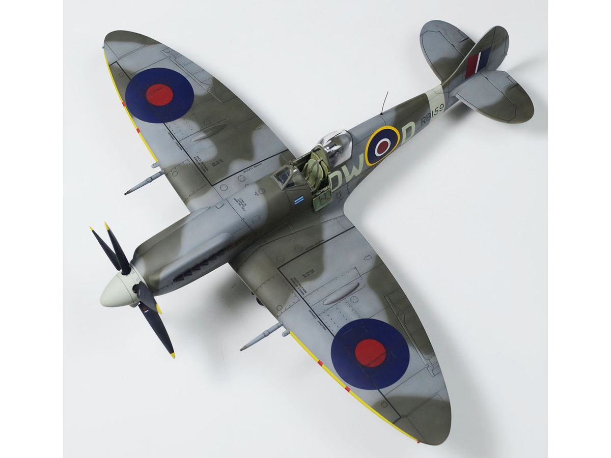 1/48 スピットファイア Mk.XIVc (プレミアムエディションキット) | HLJ
