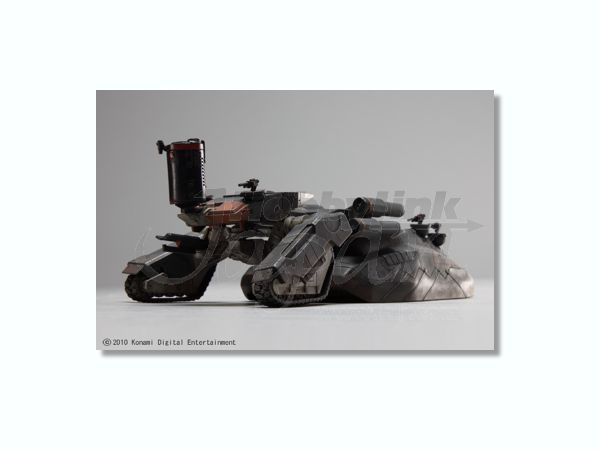 Play Arts 改 Vol.2: Pupa (ピューパ) | HLJ.co.jp