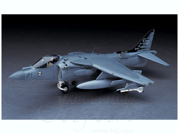 1/48 AV-8B ハリアー 2 プラス | HLJ.co.jp