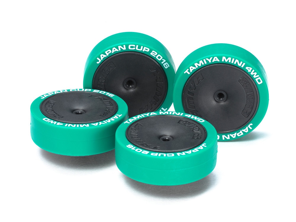 タミヤ ミニ四駆限定販売商品 大径ハードローハイトタイヤ&カーボン