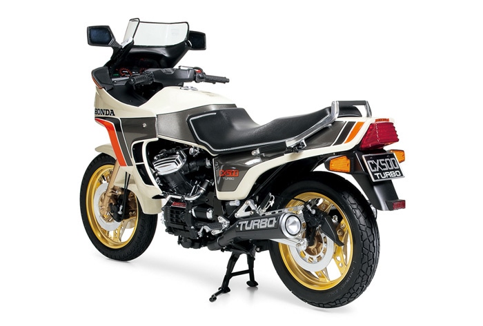タミヤ 1/6 オートバイシリーズ Honda CX500 ターボ | タミヤ