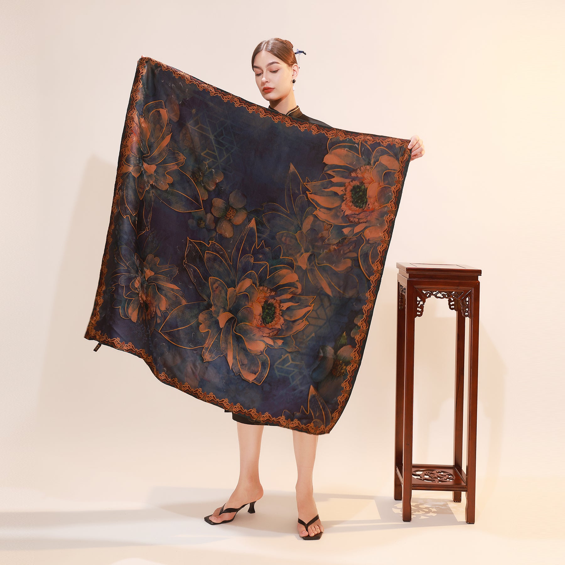 DANA XU Fragrant Cloud Yarn Silk Scarf 42 * 42 inches Large Square Lig