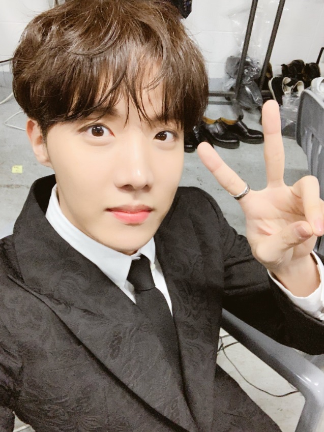 BTS(防弾少年団) J-HOPEは1億ストリーミング男! MIXTAPE「Hope World