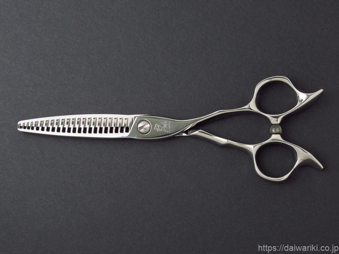 フェードカット、仕上がりに満足していますか？プロ級の仕上がりは