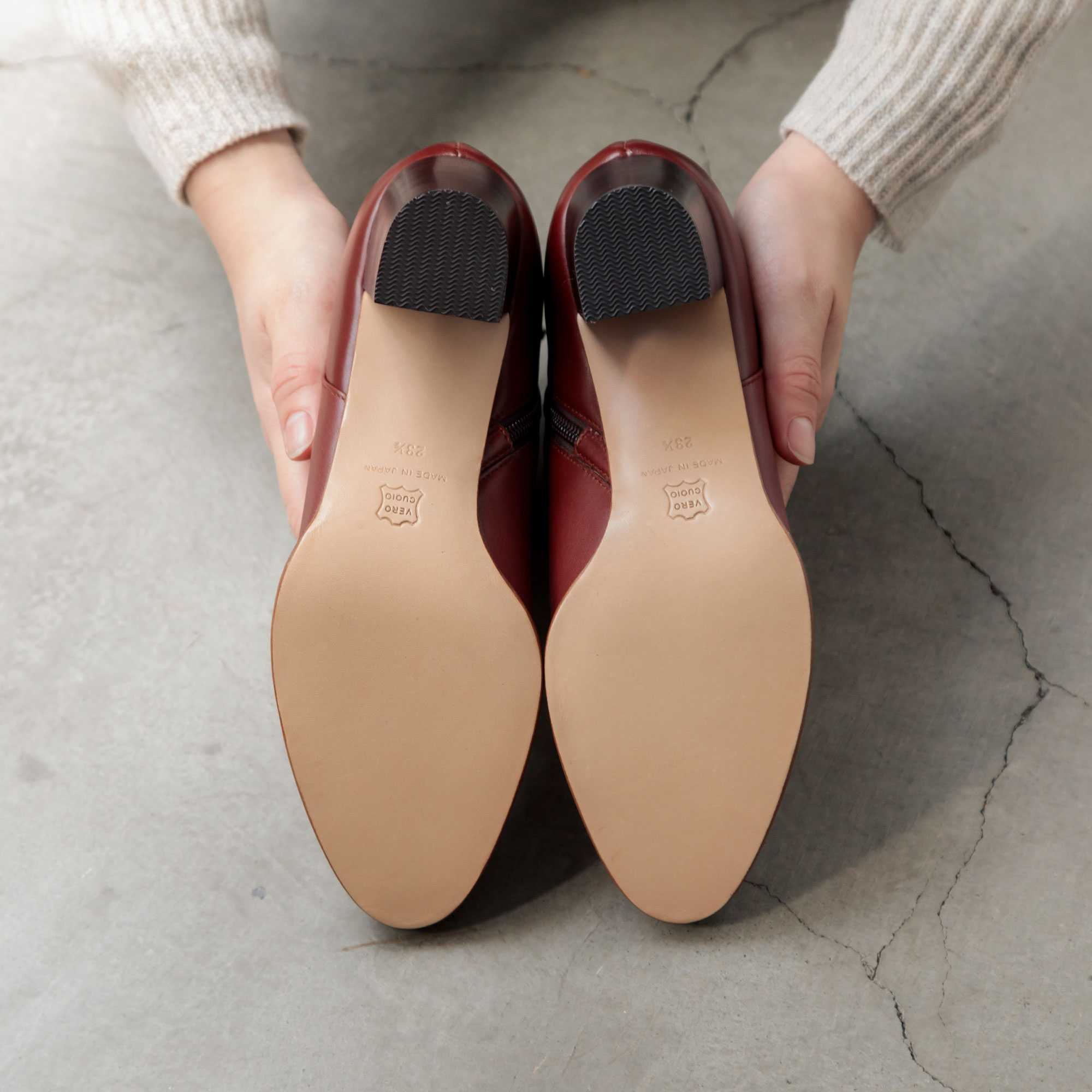 NEW】リニューアルして登場。一枚革仕立てショートブーツ | Factelier