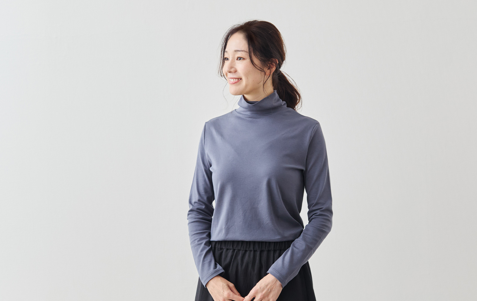 スビン綿のベーシックタートルネック/ソフト仕上げ/グレー | Factelier