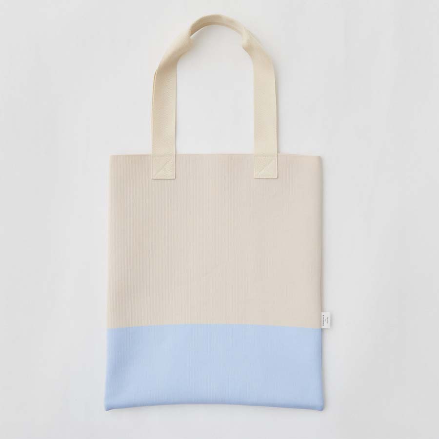 撥水ニット・バイカラートート/クリーム×ライトブルー | Factelier