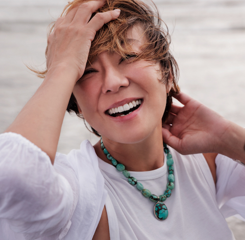 LOVE GIVES LOVE]Vegan brush(ヴィーガンブラシ) | KOBUNSHA SELECT