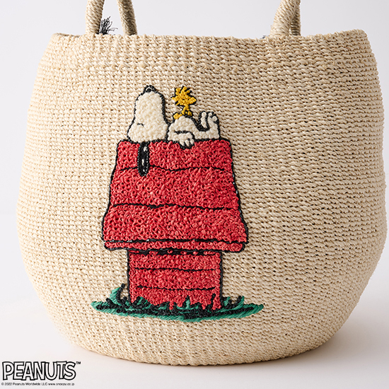 優待価格[VIOLAd'ORO]刺繍かごバッグ 【PEANUTS】 | KOBUNSHA SELECT