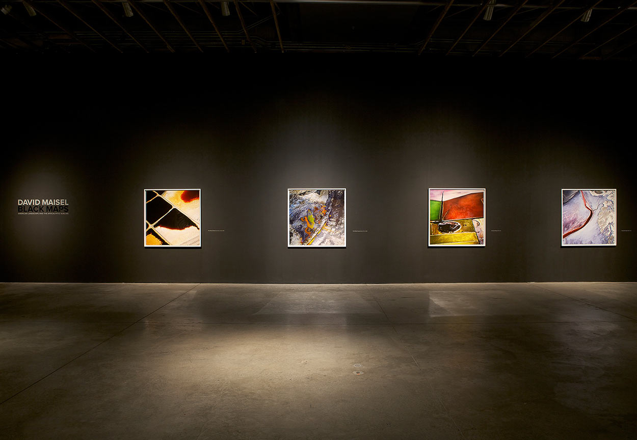 David Maisel / Black Maps – American Landscape and the Apocalyptic