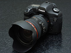 キヤノン、EOS 5DにEF 24-105mm F4付属のレンズキット