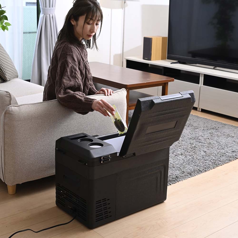 ゴールデンウィークのキャンプにも 3万円切るポータブル冷蔵庫 山善が