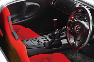 週刊 マツダ RX-7 | デアゴスティーニ公式