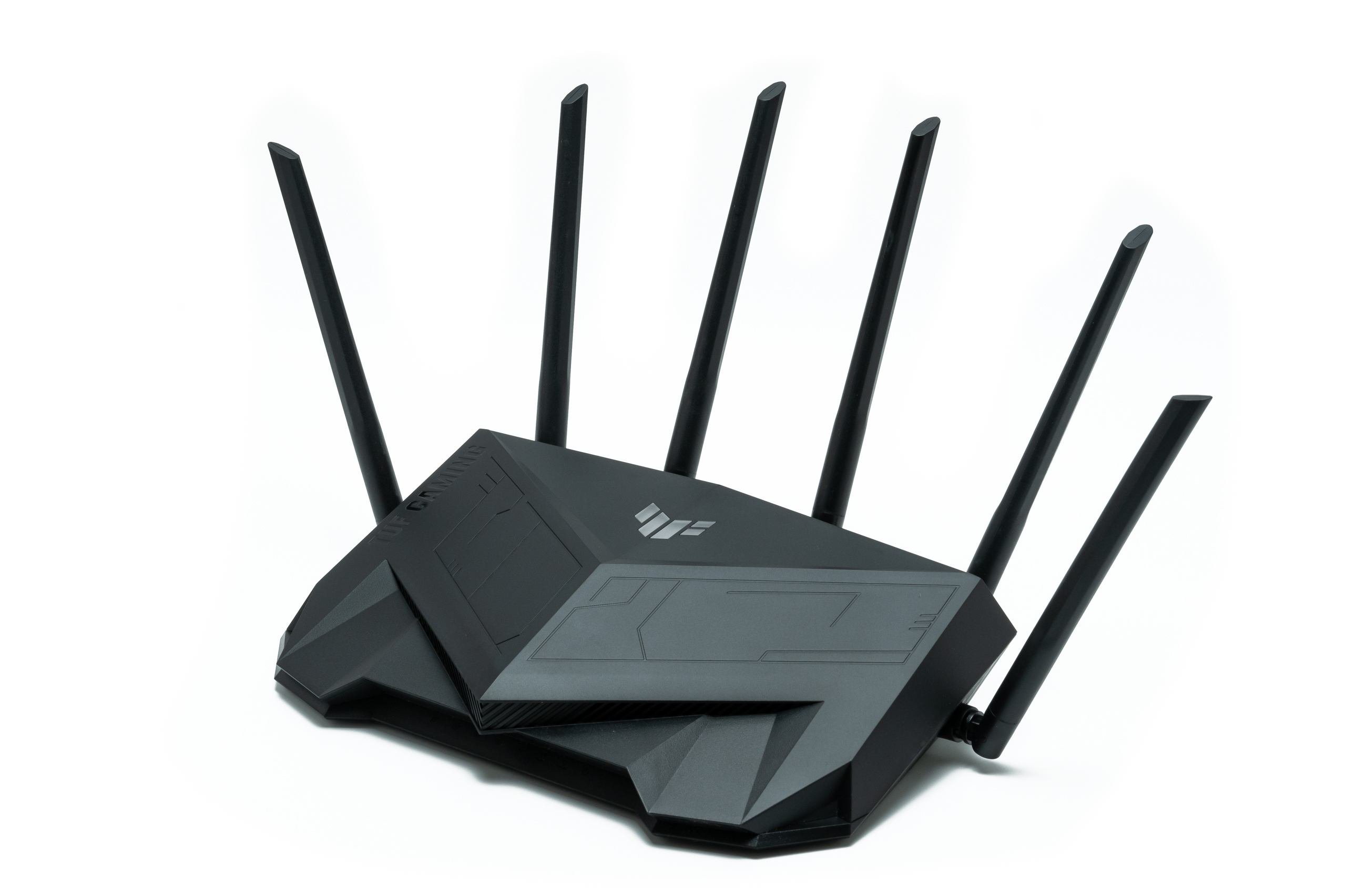 tuf-ax5400_06.jpg