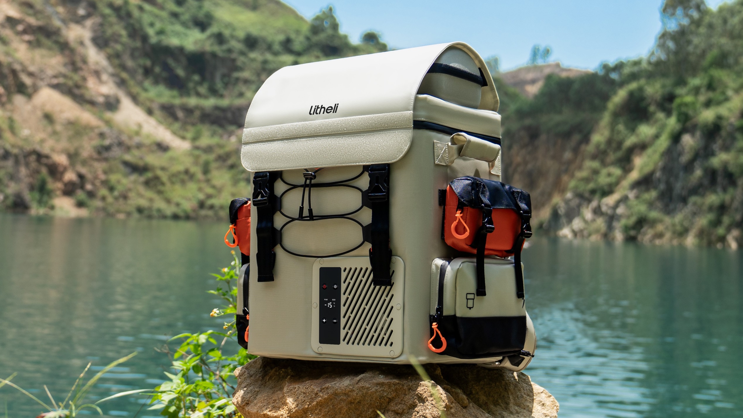 Litheliから背負って持ち運べるバックパック式のポータブル冷蔵庫