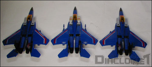 ジェット機ロボ アクロバットタイプ