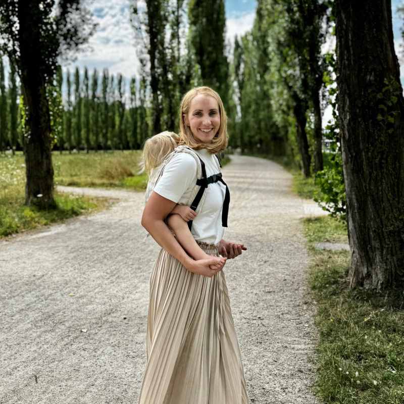 夏におすすめのリュック型おんぶ紐｜ディディゴー トリアス クリーム