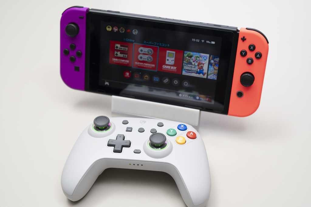 マルチプラットフォーム対応の万能コントローラー Nintendo Switch以外