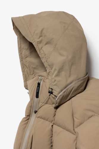 ROTOL / CURVY DOWN JACKET – Sand | disarm | no. ROTOL 通販 愛媛県