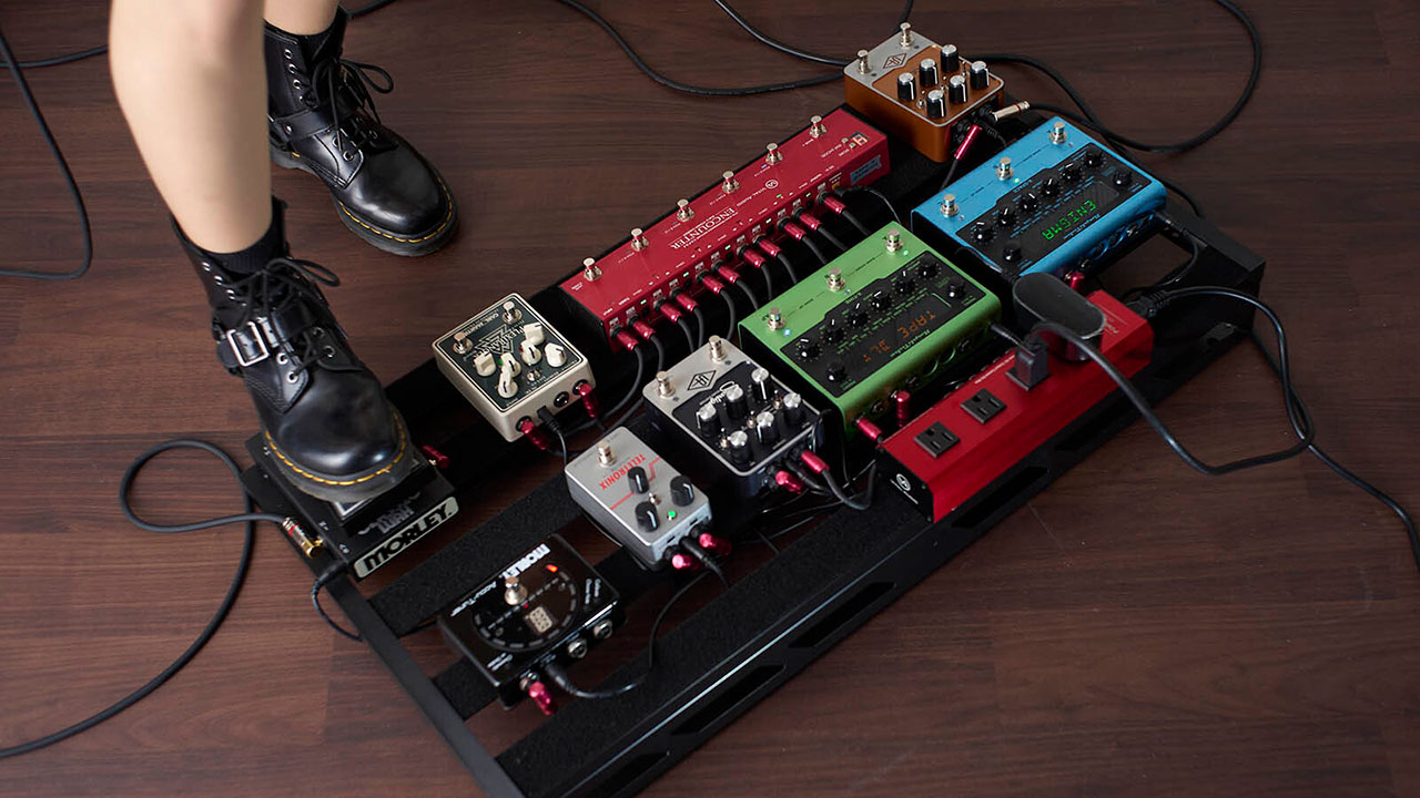 Vital Audioからからパワーサプライ「POWER BASE VA-15 AC」が発売！