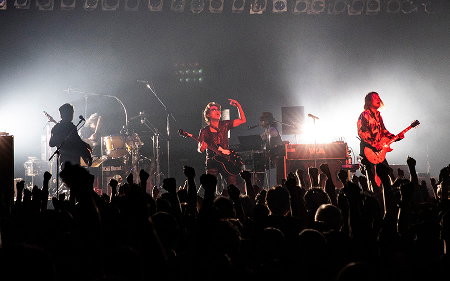 甲斐バンド 45周年ツアー・ファイナルでは、バンドの新たな展開を予感