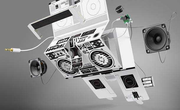 □【新入荷】オールドスクールなラジカセをモチーフにした組立式