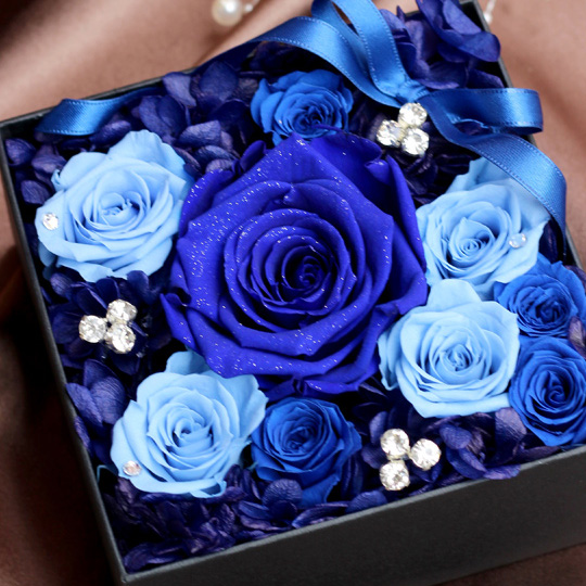 ダイヤモンドローズ(ジュエルブルー) /9輪バラのBOXプリザーブド