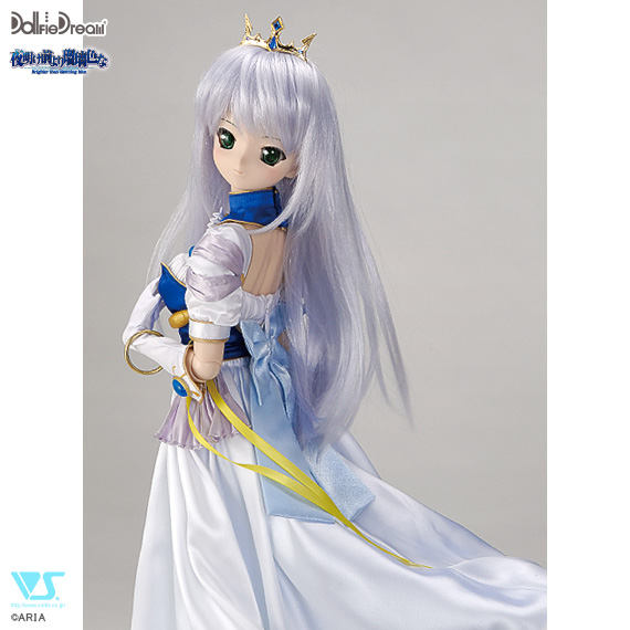 フィーナ・ファム・アーシュライト | ボークス公式 ドルフィー総合サイト