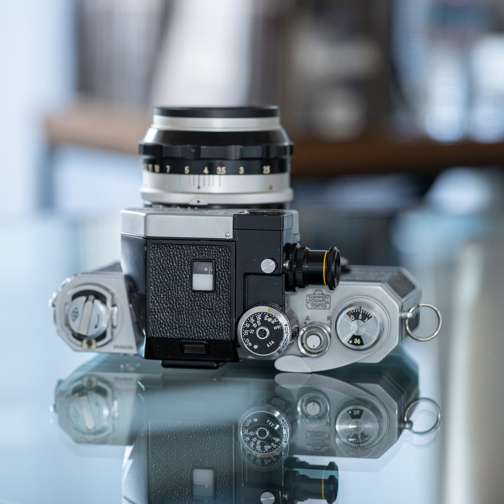 Nikon F Photomic TN+Nikkor-S Auto 50mm f/1.4 – Doppietta-Tokyo