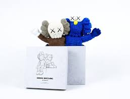 KAWS Seeing/WatchingPlush – Designstoresyd