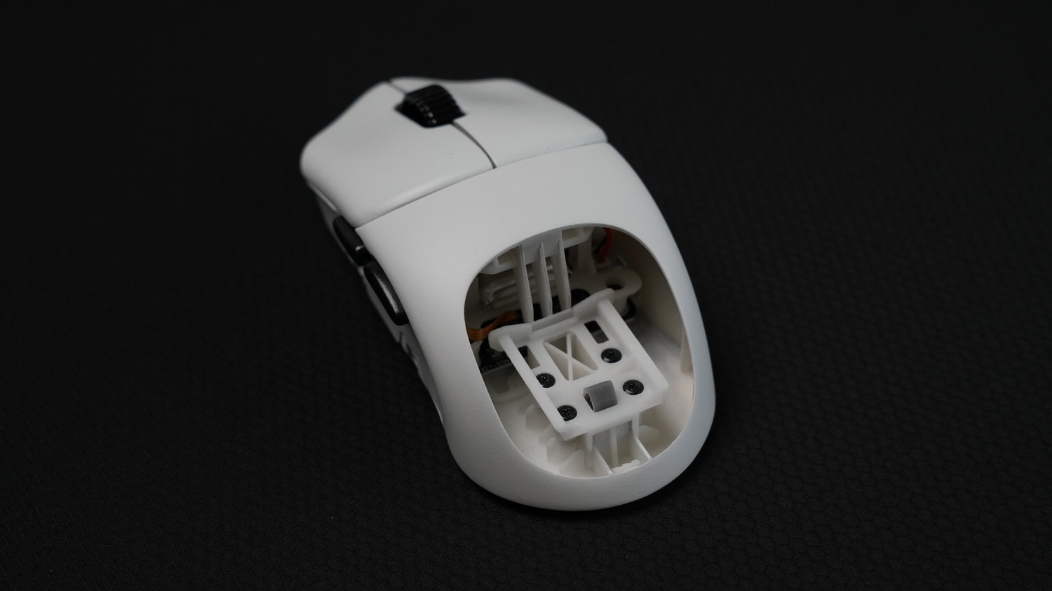 Orbital Pathfinder – このマウス1台で約2500通りの形状を試せる – DPQP