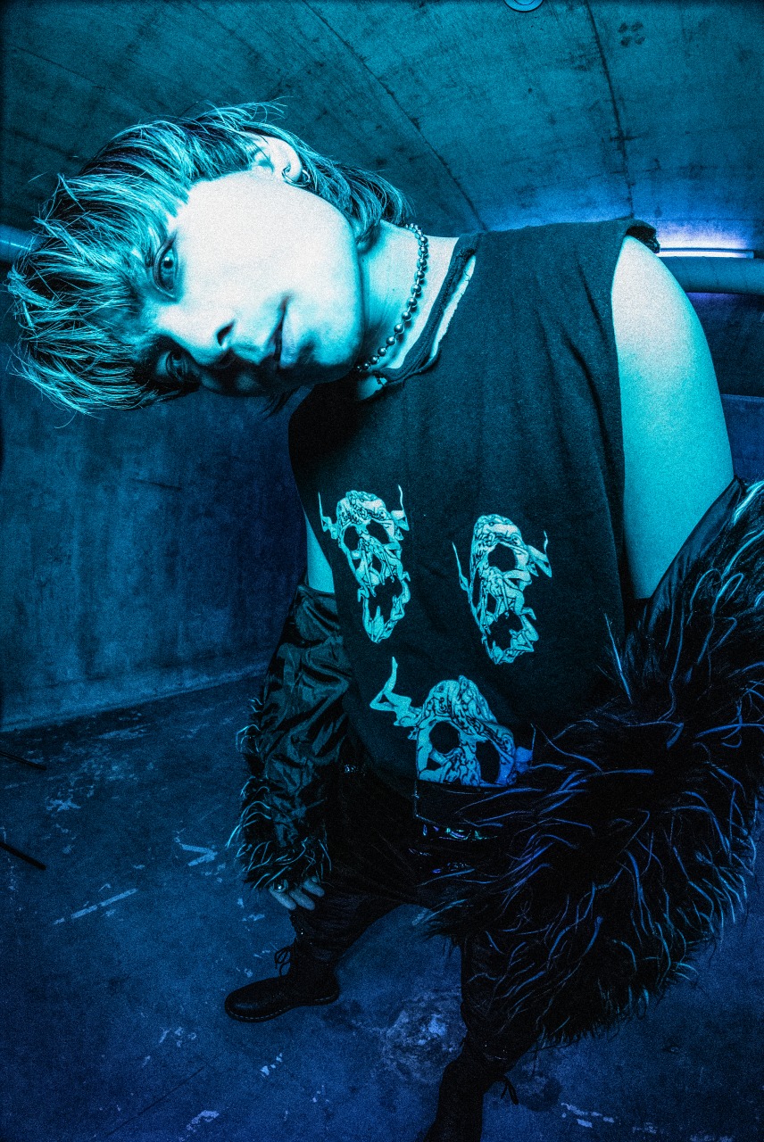 CrossfaithのTatsuya AmanoがTK from 凛として時雨と邂逅！ coldrain
