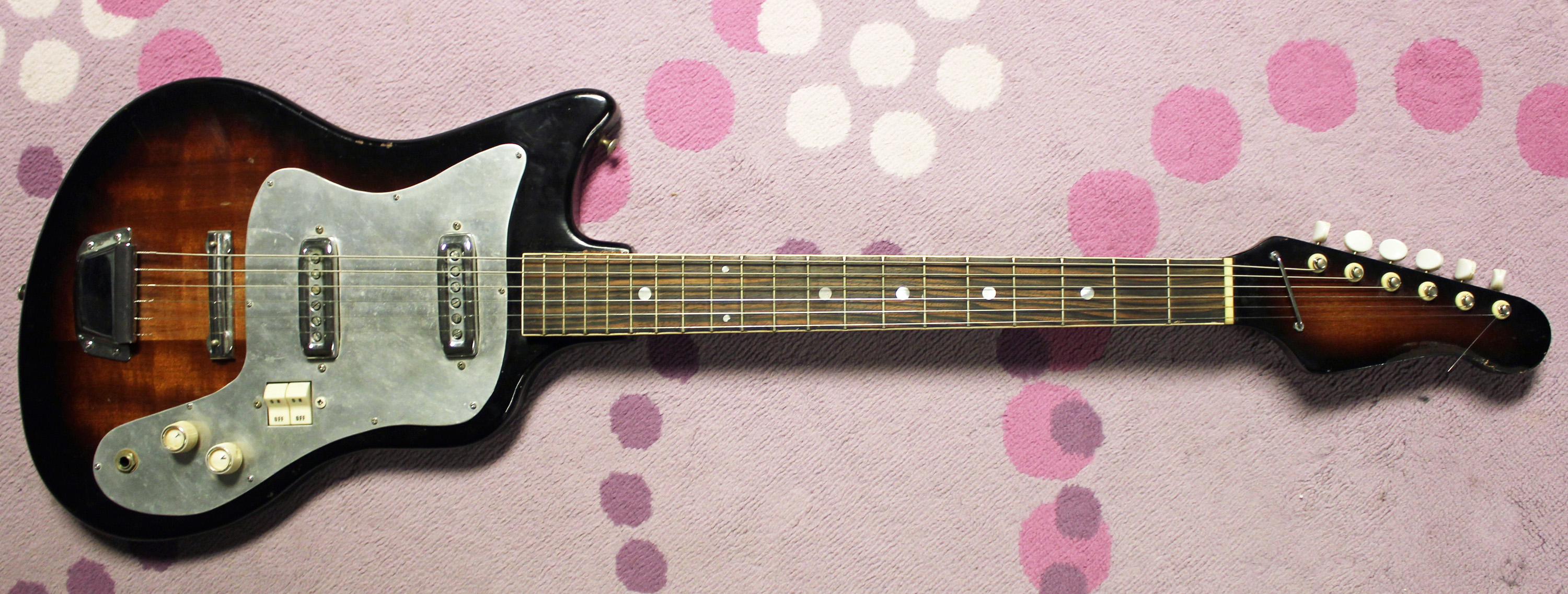 Beauty and the Beast- 1963 Kawai S-80 Bizarre Japanese Guitar