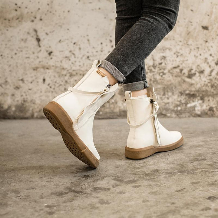 boots-235592_720x.jpg?v=1769656089