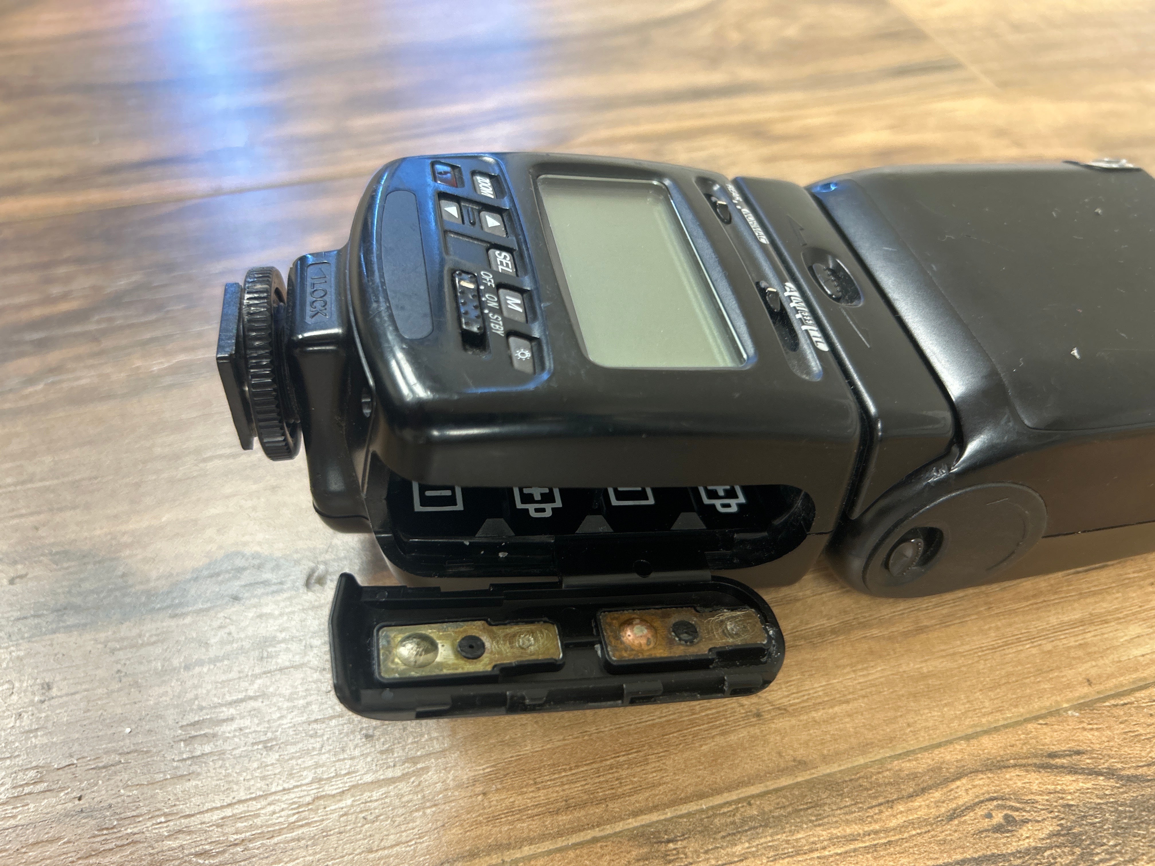 Nikon SB-25 Autofocus Speedlight S# 2596726 – Du-All Camera