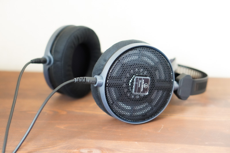 audio technica ATH-R70xヘッドフォンのレビュー！M70xとの使用比較も