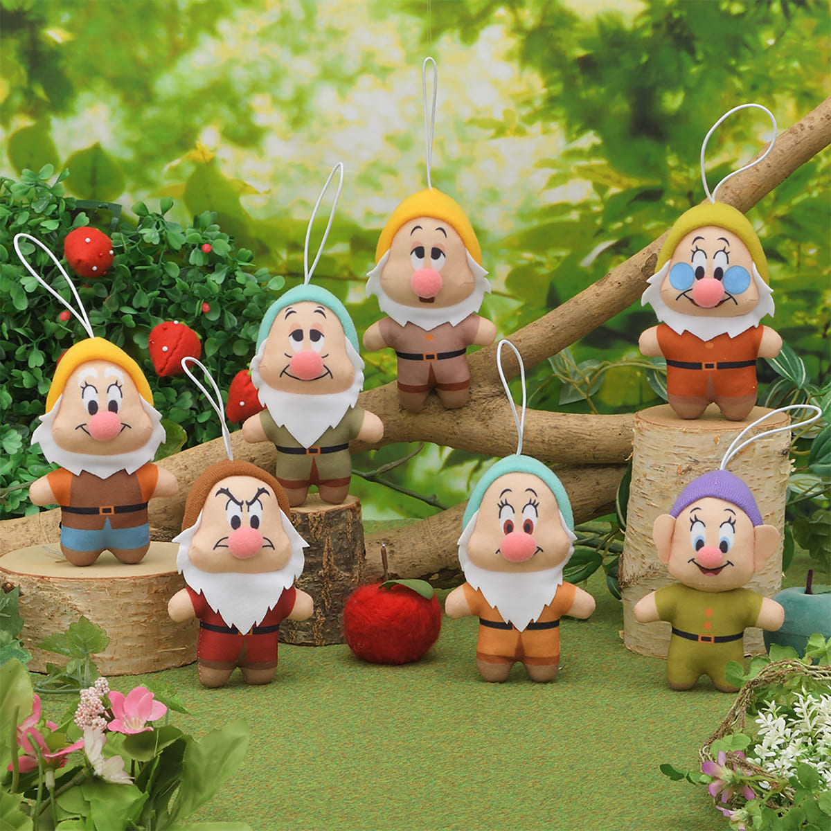 ディズニーキャラクタープリムール 7人のこびと Amazon.co.jp: DISNEY