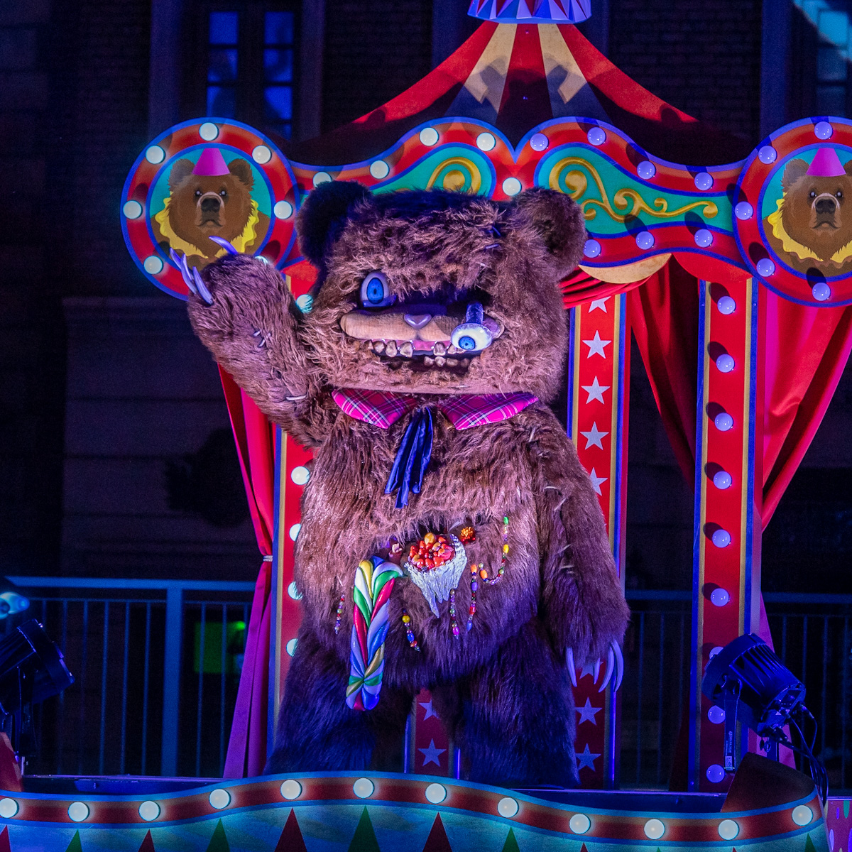 ハミクマたちと一緒に“ラタタ・ダンス”！ユニバーサル・スタジオ